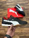 Puma Sneakers