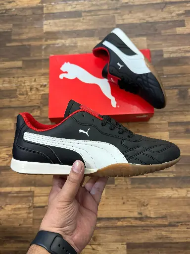Puma Sneakers